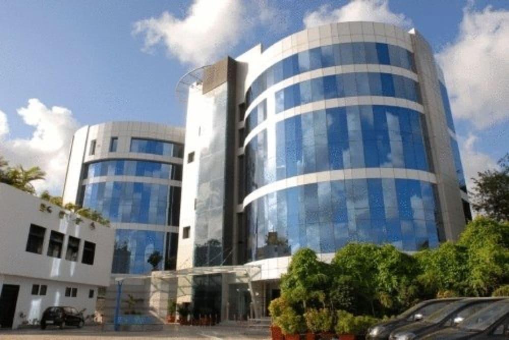Peninsula Grand Hotel Bombay